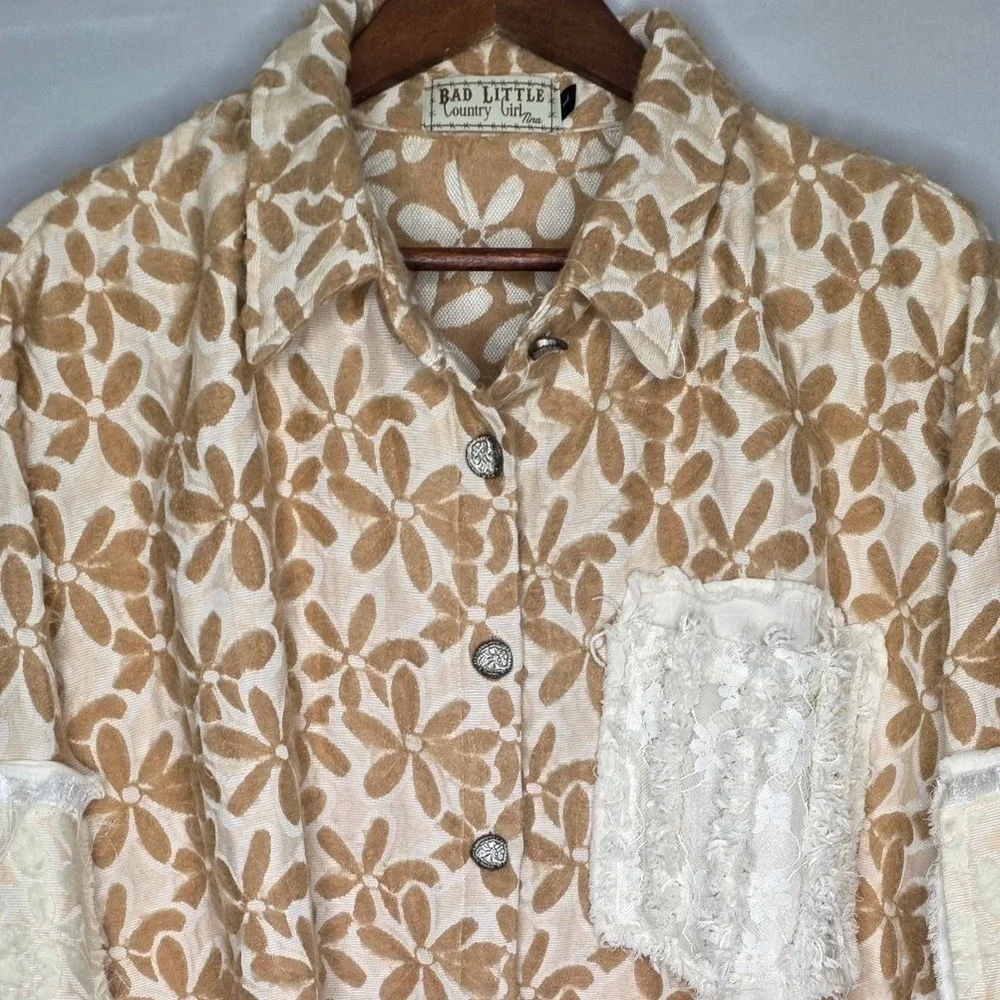 Bad‎ Little Country Girl Floral Pattern Jacquard Shacket Lace Detail Large